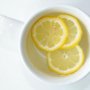 Voda s citrónem
