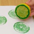 Obtiskávání citronů
