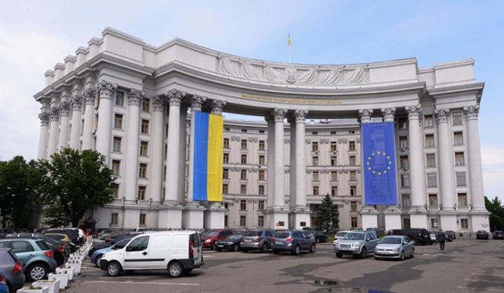 hl. budova Kyjev.jpg