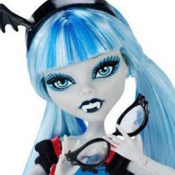 Monster High Kříženecký styl Ghoulia Yelps