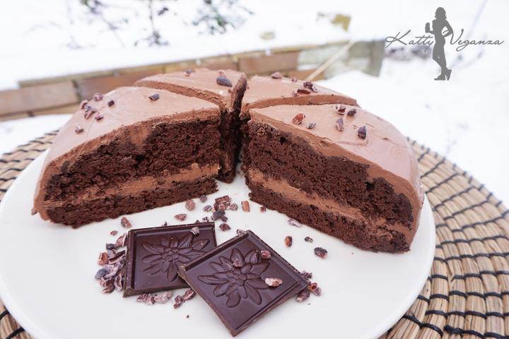 cokoladovy-dort-z-fazoli-copy.jpg