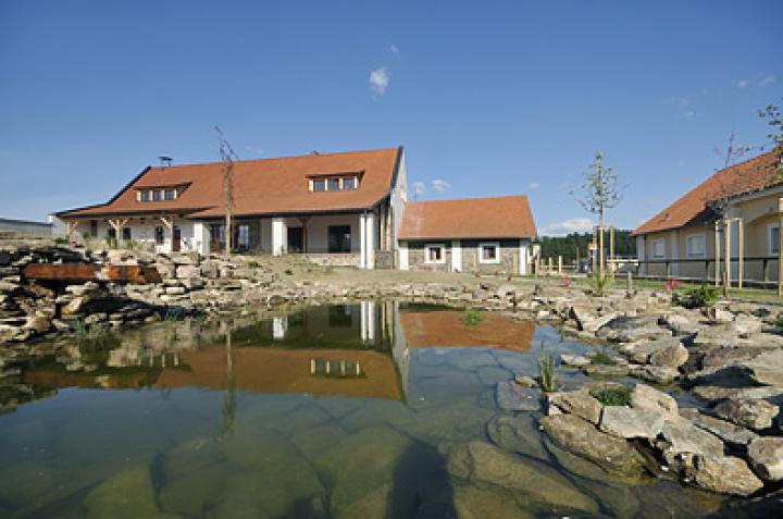 Louňovice - Farma Blaník