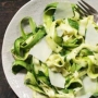 Cuketové těstoviny s citrónem a parmezánem