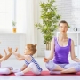 Cesta ke spokojenému mateřství s jógou a Ájurvédou