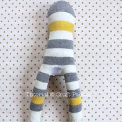 sew-sock-monkey-9.jpg