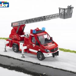 Bruder Hasičské auto Mercedes Benz Sprinter s výsuvným žebříkem a blikacím majákem