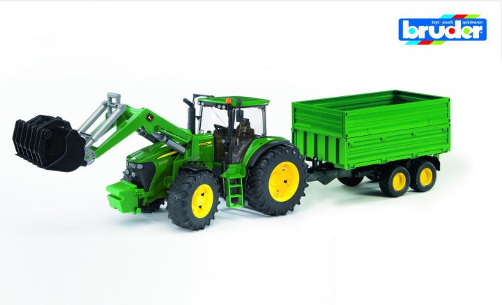 Bruder Traktor John Deere 7930 s předním nakladačem a vyklápěcím vlekem 1:16