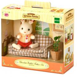 Sylvanian Families Nábytek chocolate králíků - taťka na pohovce