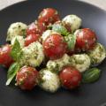 Caprese z cherry rajčátek