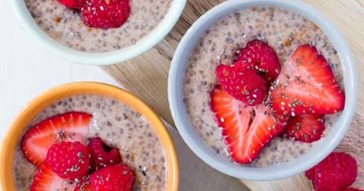 BerryChiaPudding2-796x420.jpg
