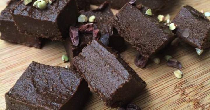 Nut-Free-Fudge-Brownies-Raw-Vegan-Recipe-1-800x420.jpg