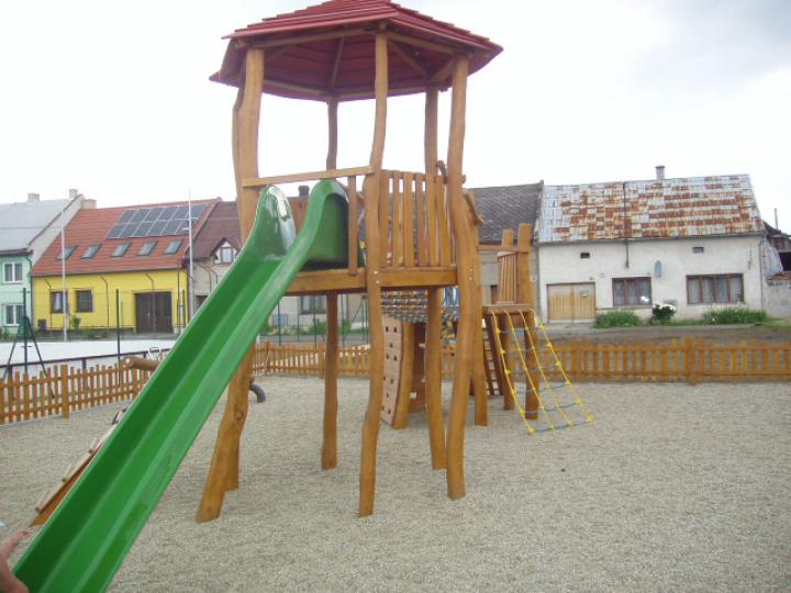 Citov (Olomouc) - hřiště