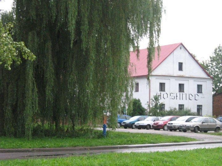 hostinec_s_vrbou.jpg