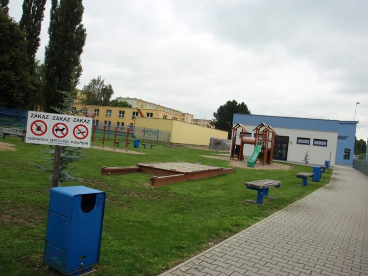 Hřiště u koupaliště.JPG