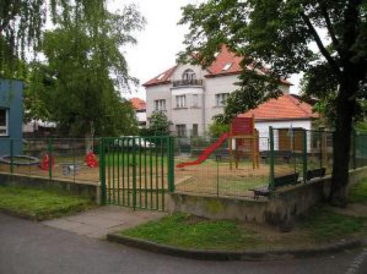 Praha 12 - U Modřanské školy