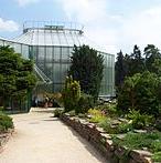 220px-Liberec,_Botanická_zahrada,_Skleníky.jpg