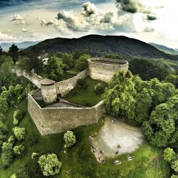 hrad-hukvaldy-kolibik-001.jpg