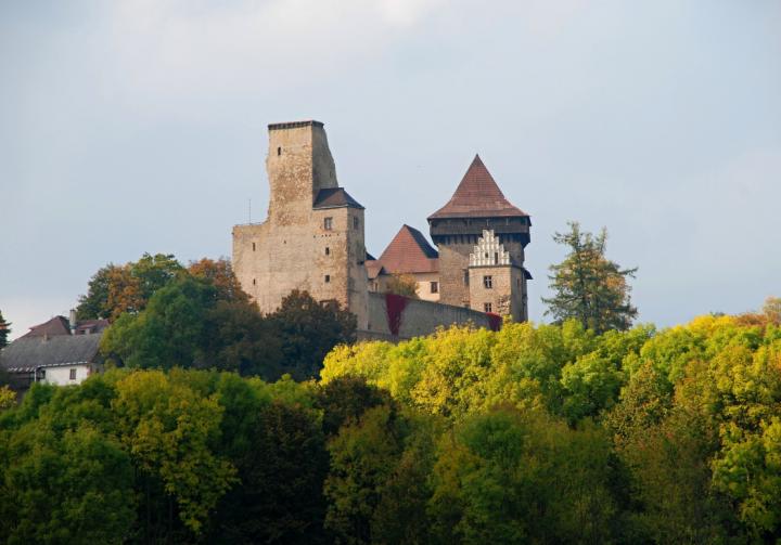 hrad-lipnice-od-kruhovny.jpg