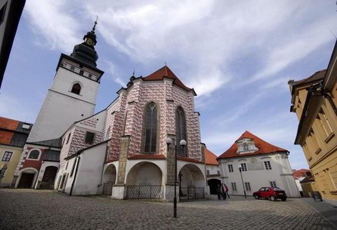 Bartoloměj kostel.jpg