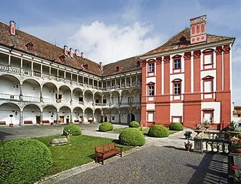 12-ii.nadvori.jpg